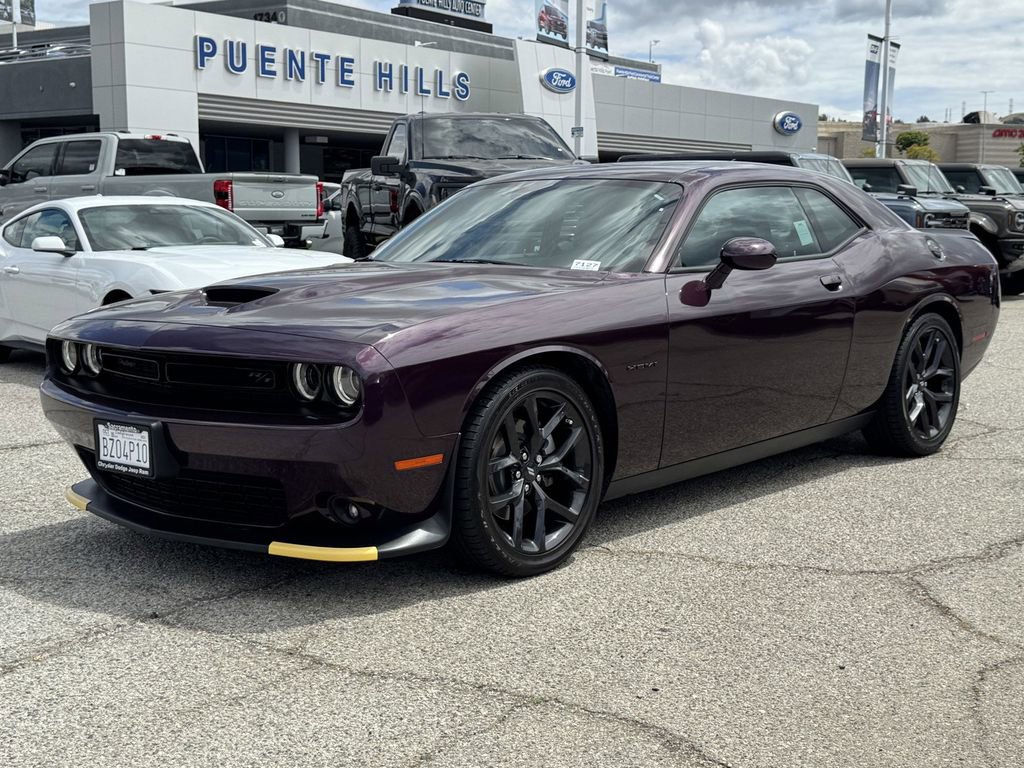 Used 2022 Dodge Challenger R/T w/ Plus Package RWD image 2