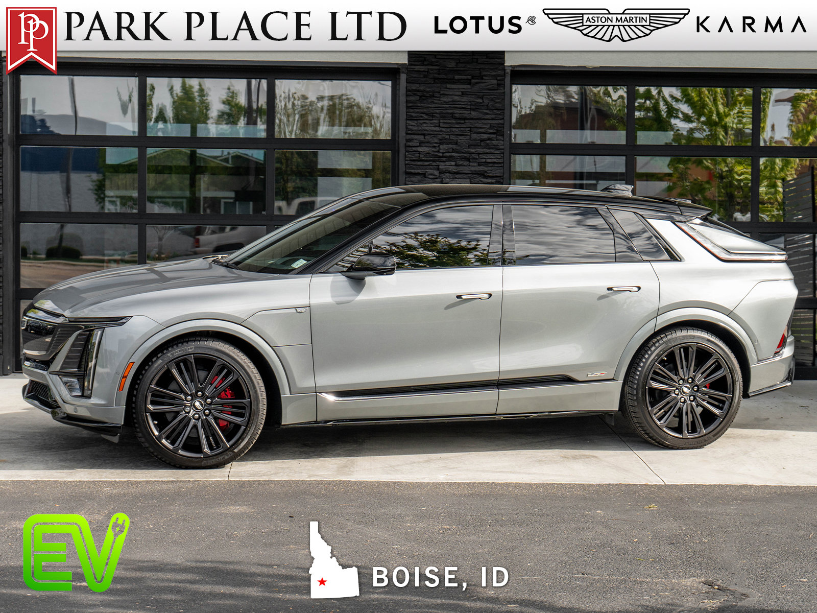 Used 2026 Cadillac Lyriq V AWD/4WD image 1