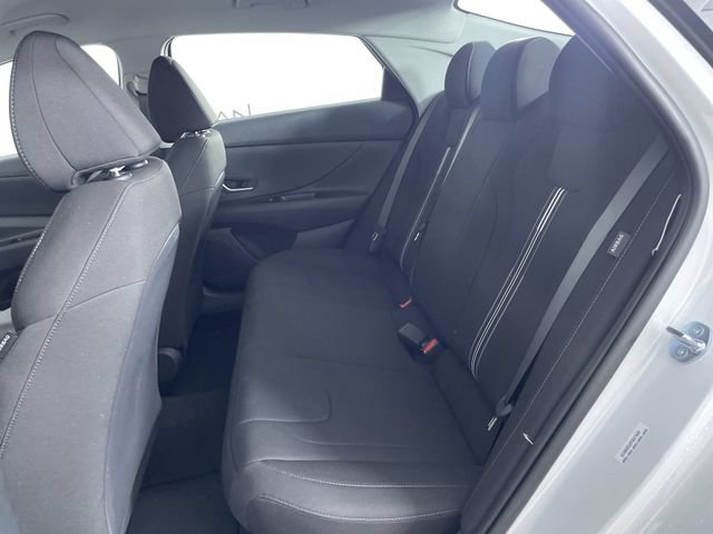 New 2026 Hyundai Elantra Hybrid FWD image 20
