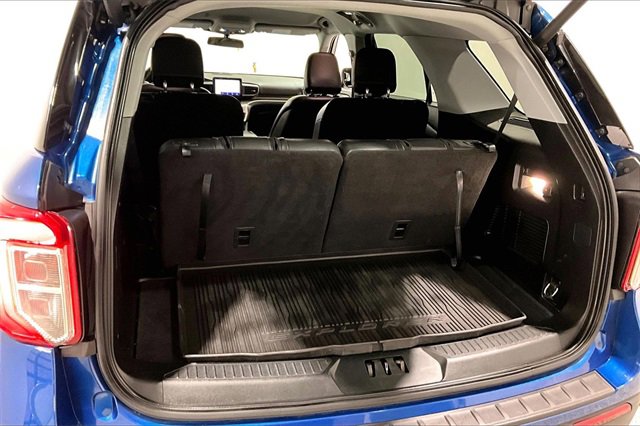 Used 2020 Ford Explorer XLT w/ Equipment Group 202A image 37