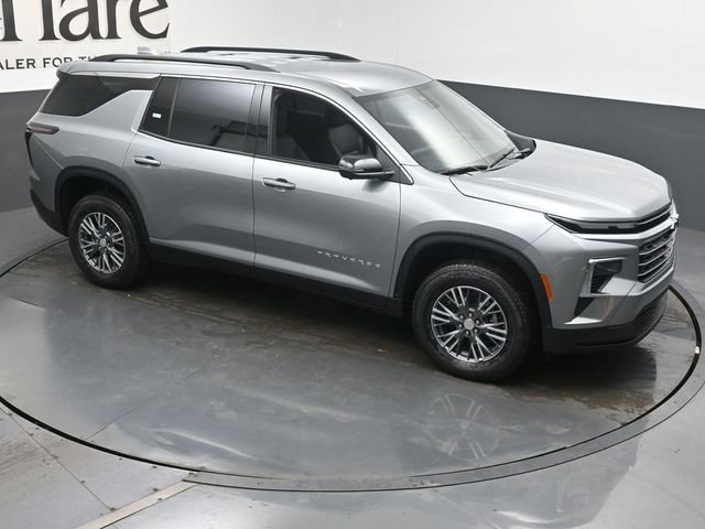 New 2026 Chevrolet Traverse LT w/ Driver Confidence Package AWD/4WD image 17