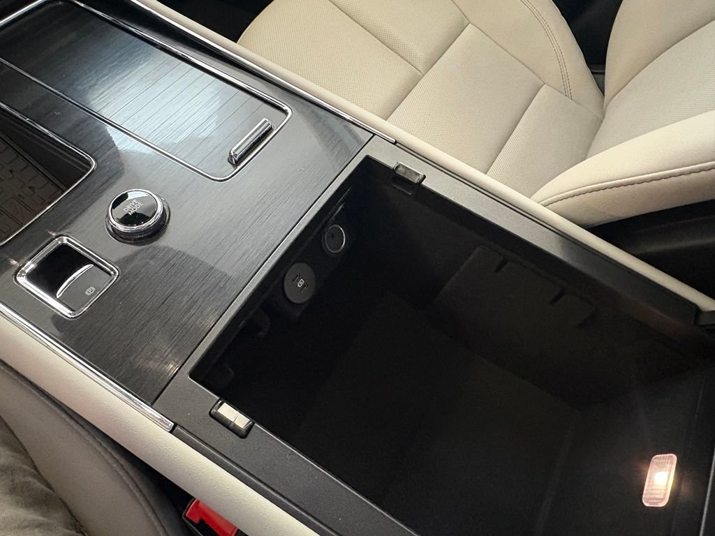 Used 2025 Lincoln Aviator AWD w/ Equipment Group 101A image 33