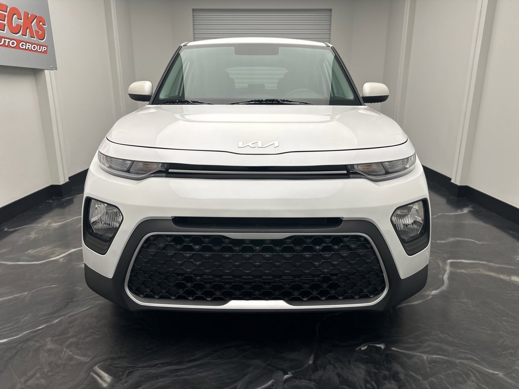 Used 2022 Kia Soul LX image 26
