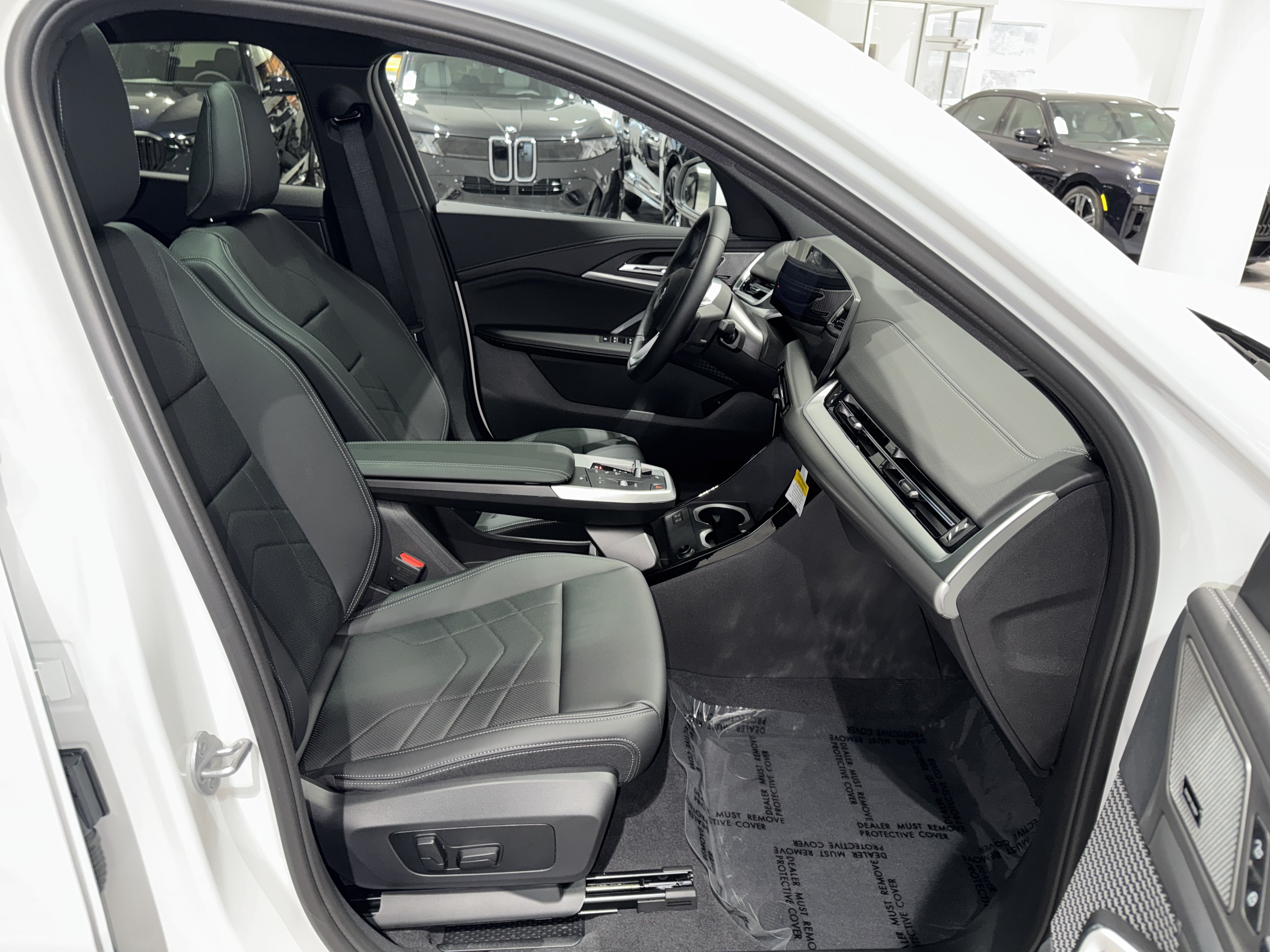 New 2027 BMW X2 xDrive28i AWD/4WD image 9