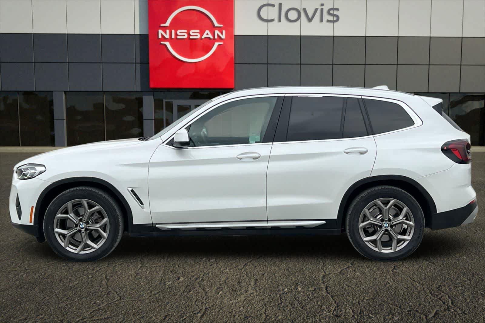 Used 2022 BMW X3 xDrive30i w/ Premium Package 2 AWD/4WD image 6