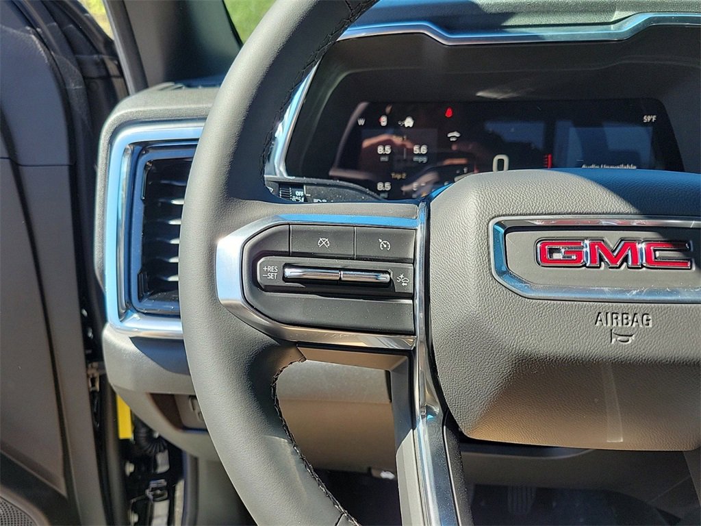 New 2025 GMC Canyon Elevation w/ Technology Package image 13