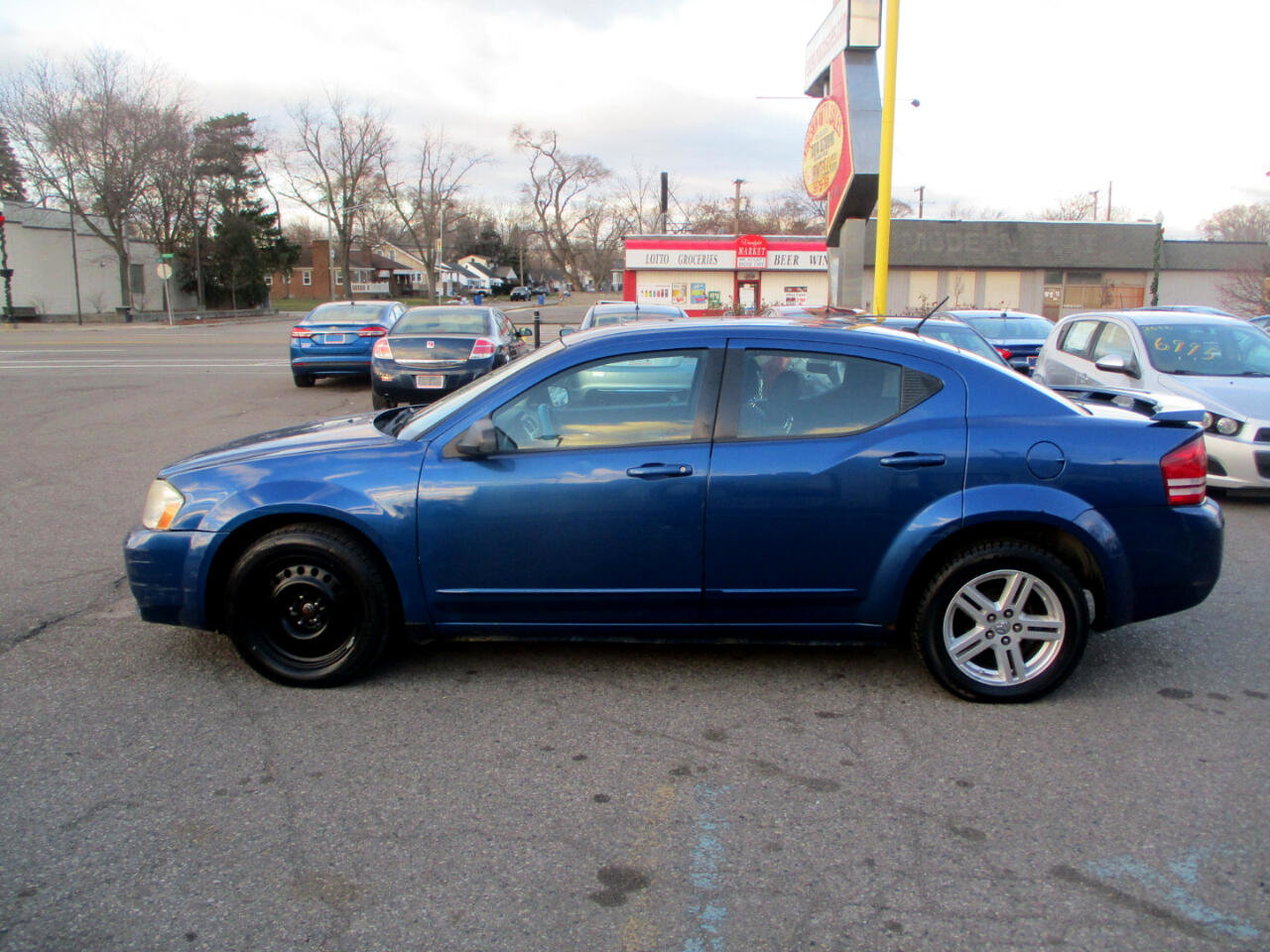 Used 2010 Dodge Avenger SXT w/ Premium Convenience Group image 4