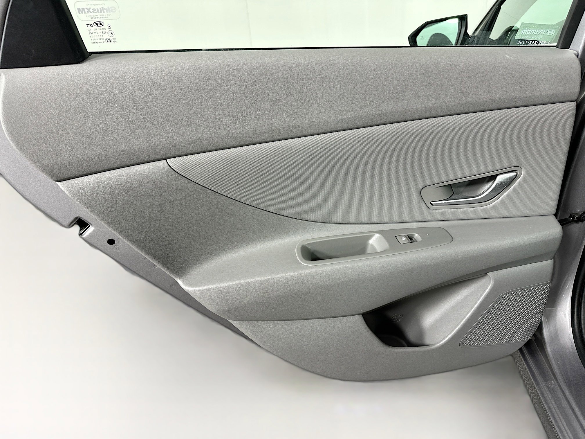 Used 2025 Hyundai Elantra SEL image 27