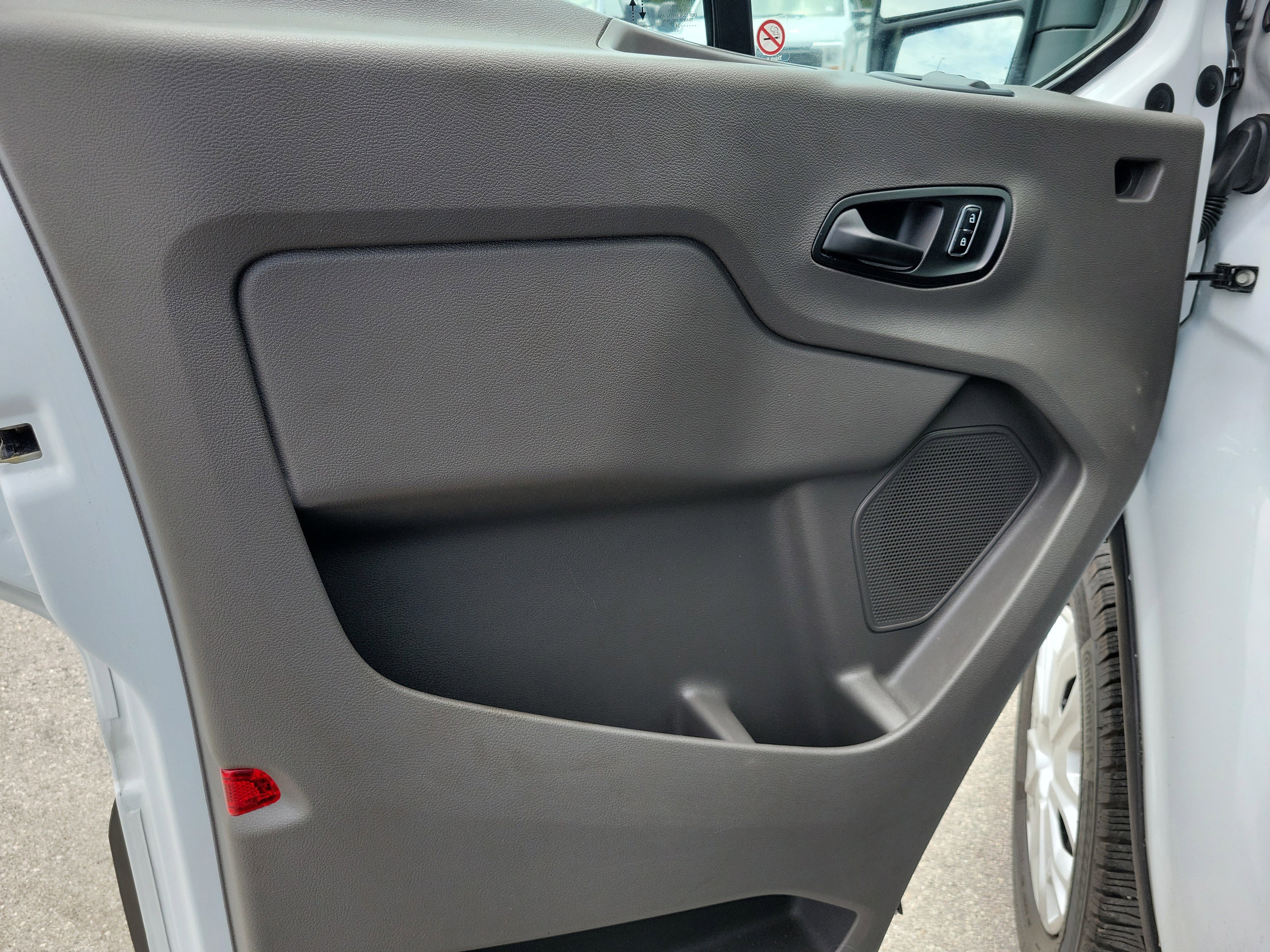 Used 2024 Ford Transit 250 Low Roof w/ Exterior Upgrade Package RWD image 14