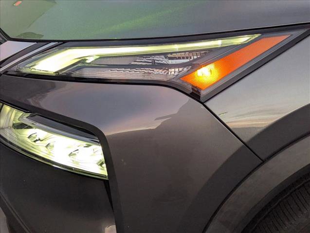 Certified 2023 Nissan Rogue SV image 7