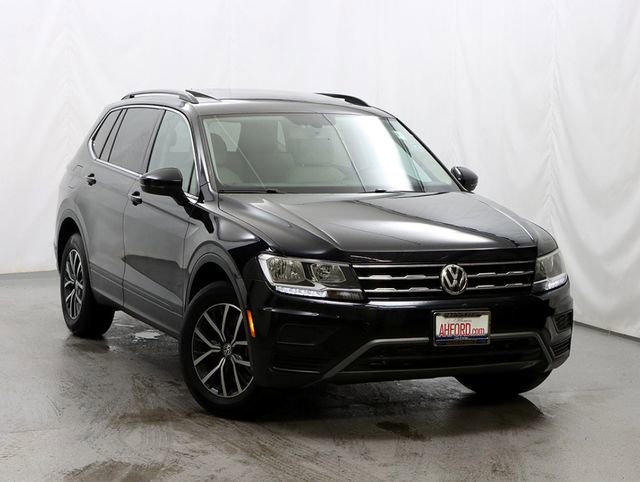 Used 2019 Volkswagen Tiguan SE image 1