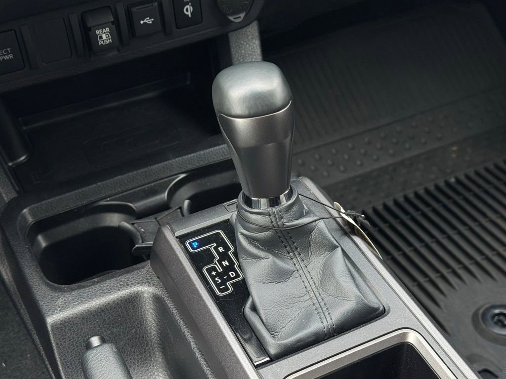 Certified 2023 Toyota Tacoma TRD Off-Road image 38