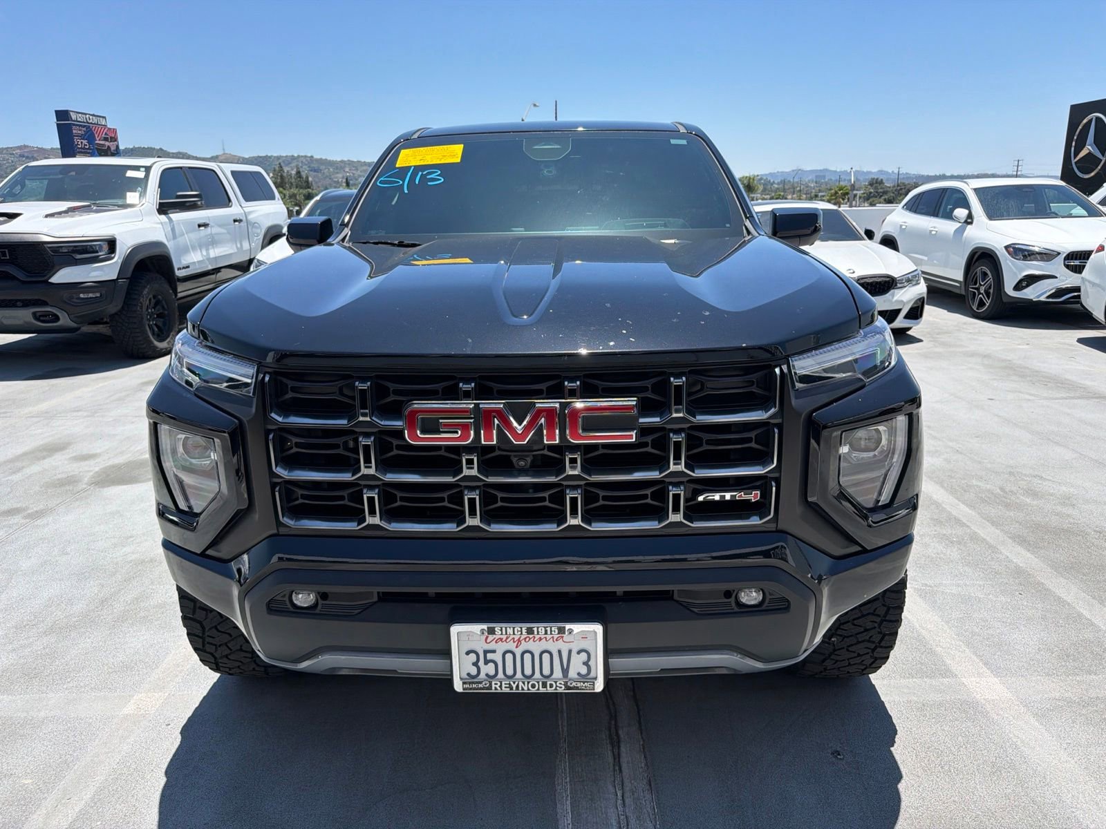 Used 2023 GMC Canyon AT4 w/ AT4 Premium Package AWD/4WD image 11
