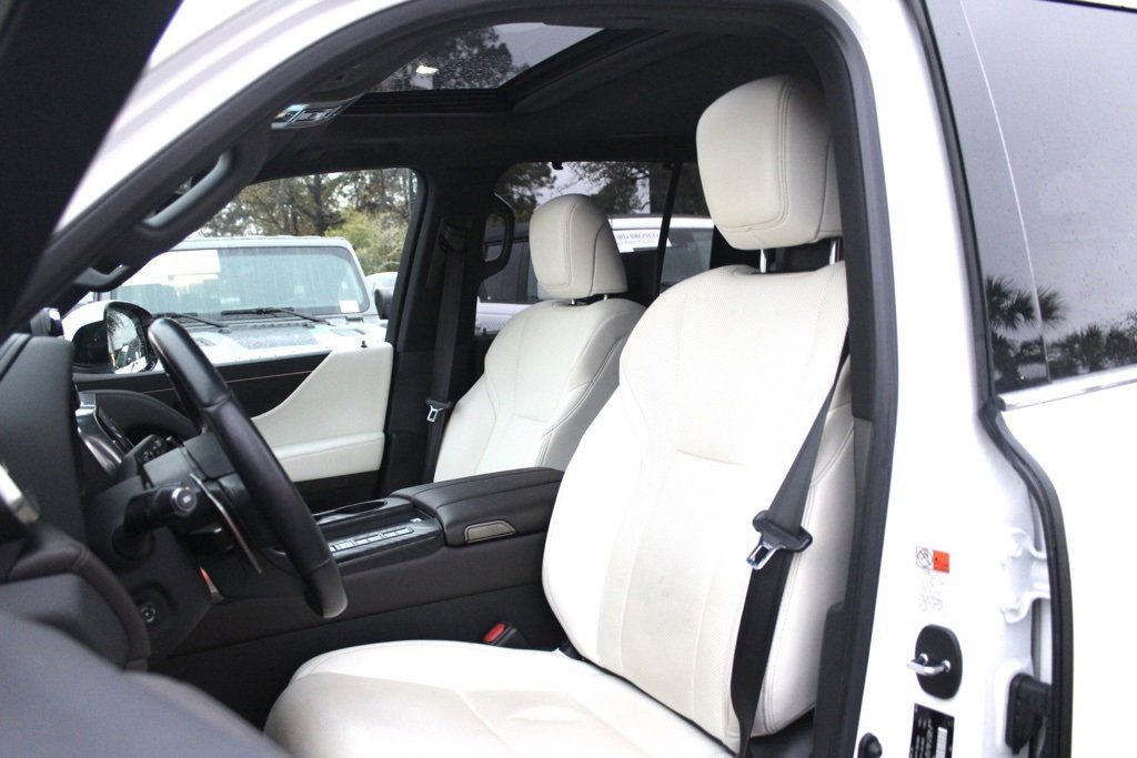 Used 2022 Lexus LX 600 4WD w/ Luxury Package image 5