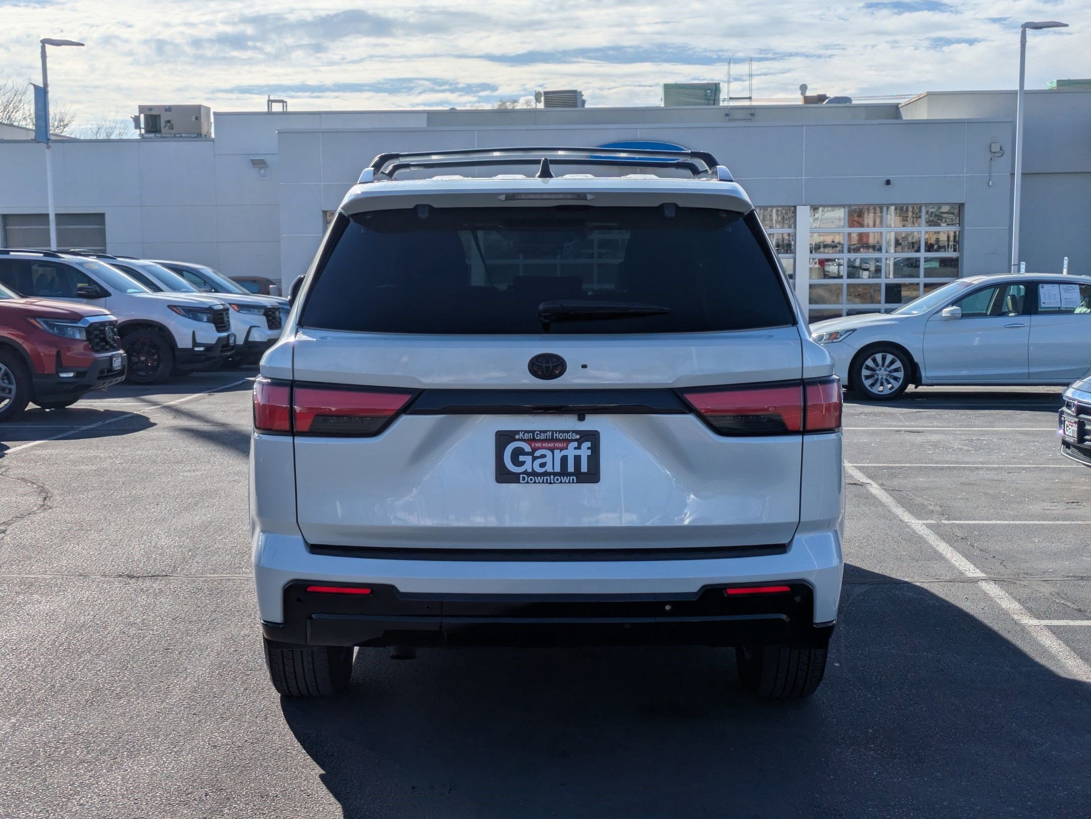 Used 2024 Toyota Sequoia Platinum image 7
