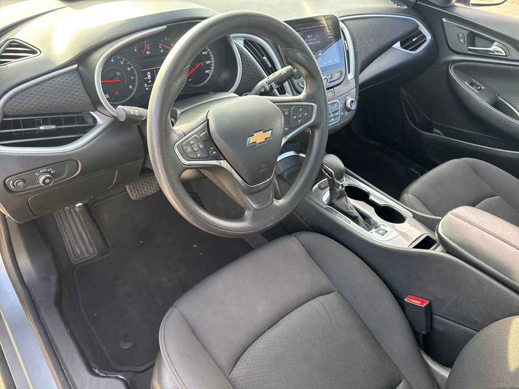 Used 2024 Chevrolet Malibu LT image 18