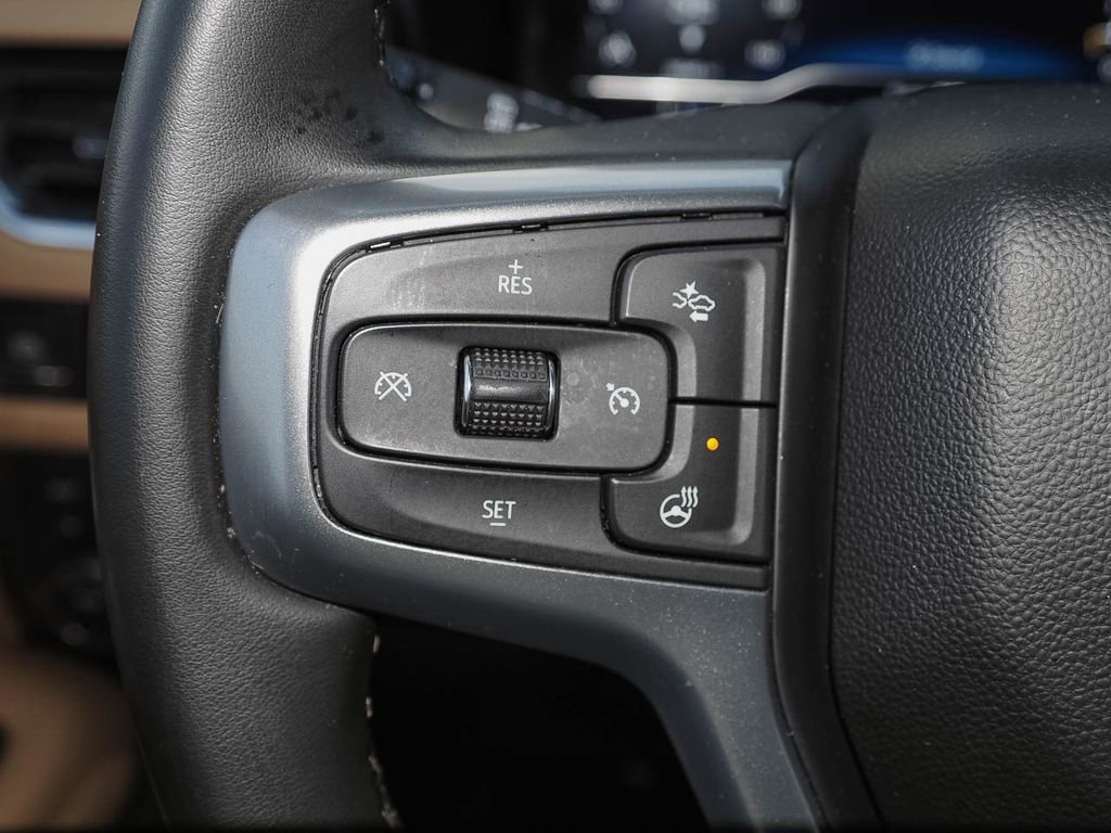 Used 2024 Chevrolet Tahoe Premier w/ Premium Package AWD/4WD image 31