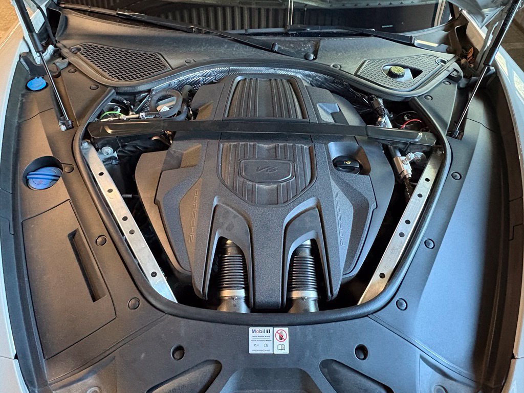 Used 2023 Porsche Panamera 4S AWD/4WD image 36