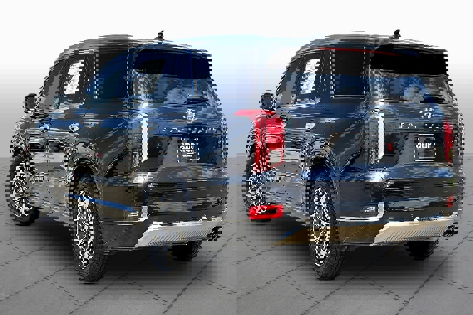 Used 2022 Hyundai Palisade Calligraphy image 10