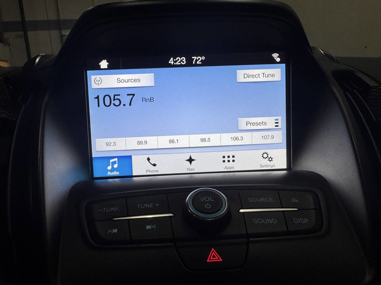Used 2017 Ford Escape SE w/ Equipment Group 201A AWD/4WD image 17