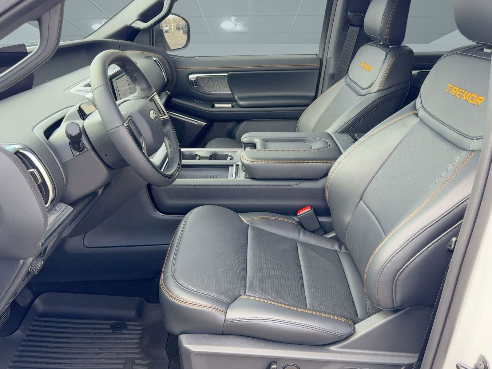 New 2025 Ford Expedition Tremor image 5