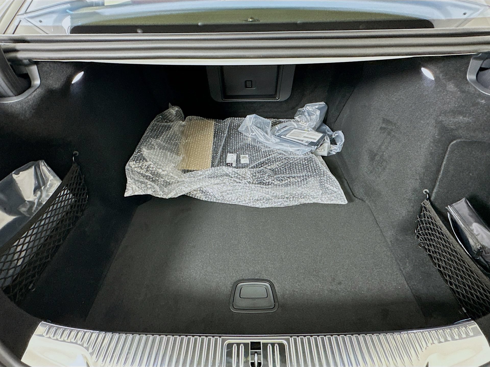 New 2026 Mercedes-Benz S 580 4MATIC Sedan image 28