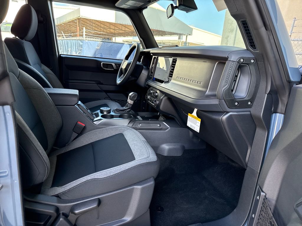 New 2025 Ford Bronco 4-Door image 21