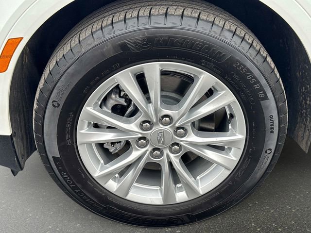 New 2025 Cadillac XT5 Luxury AWD/4WD image 9