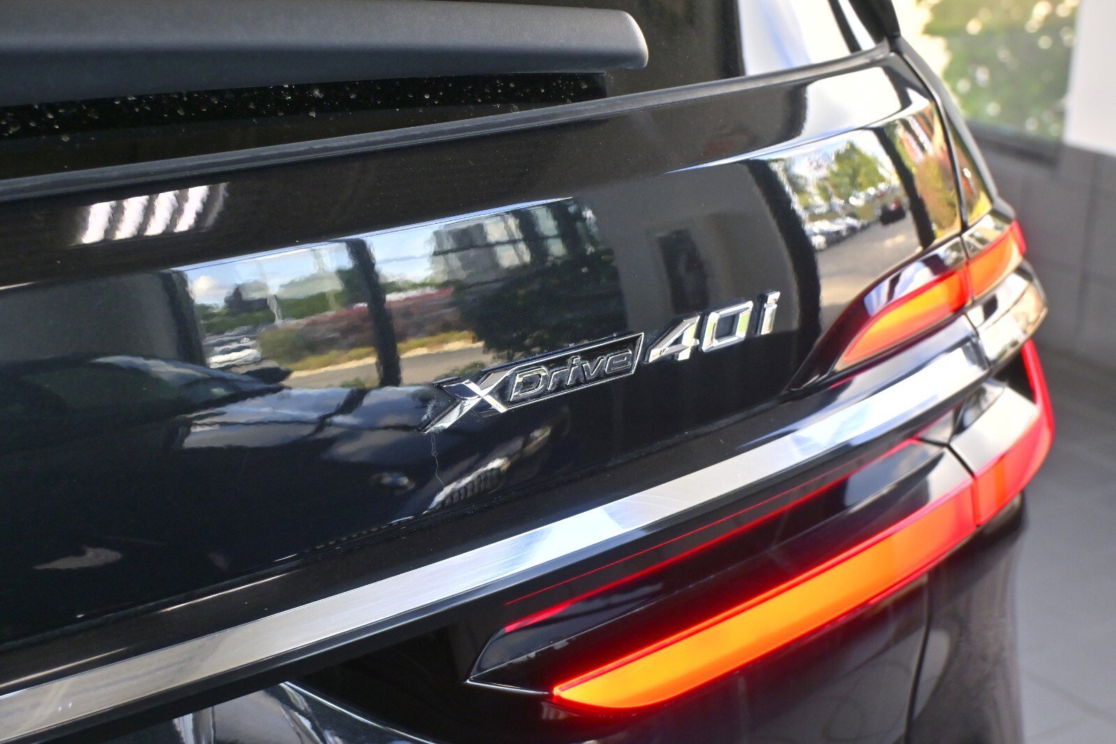 Certified 2023 BMW X7 xDrive40i w/ Executive Package image 5