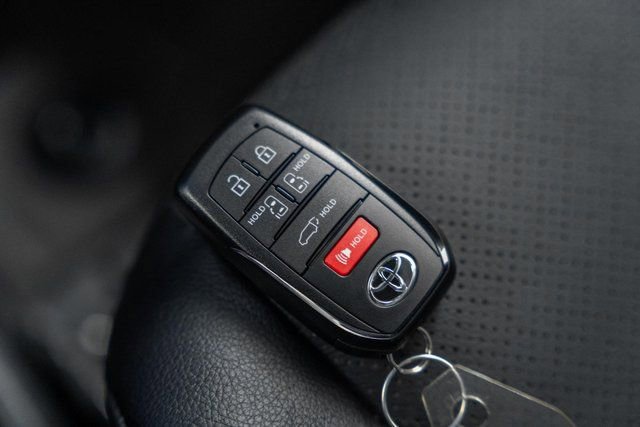 New 2026 Toyota Sienna Platinum image 48