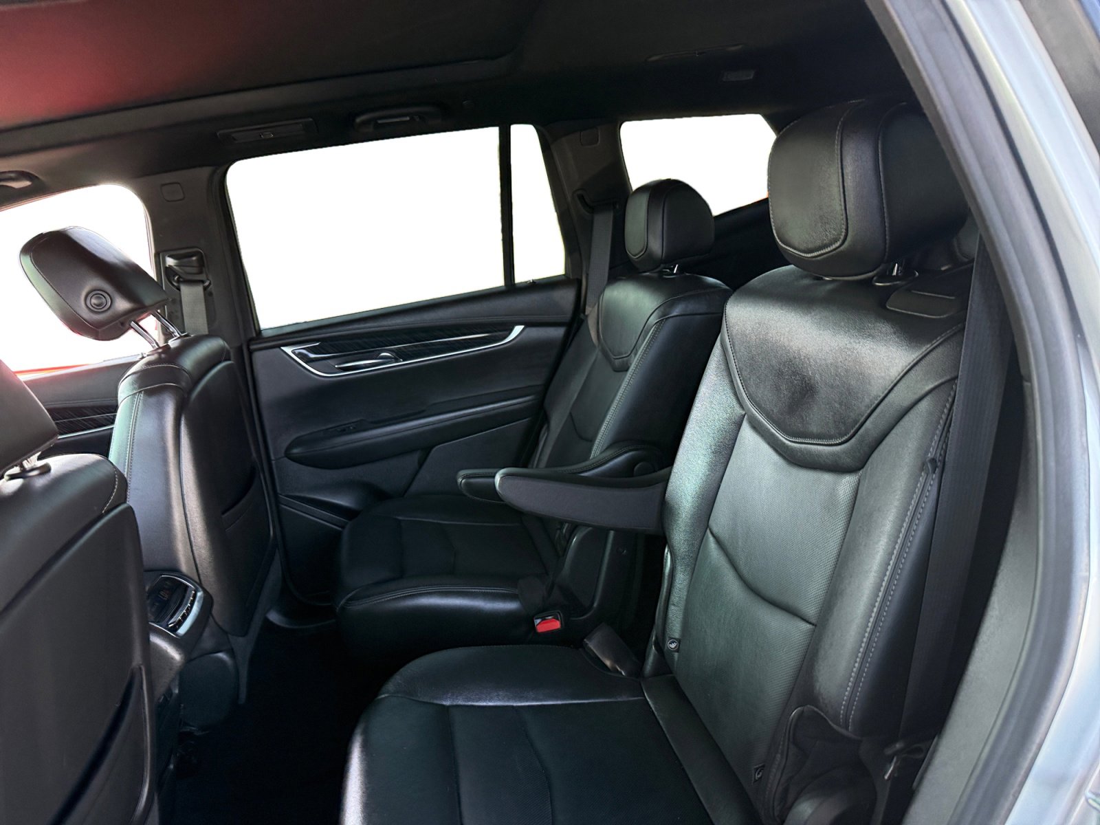 Used 2020 Cadillac XT6 Premium Luxury image 11