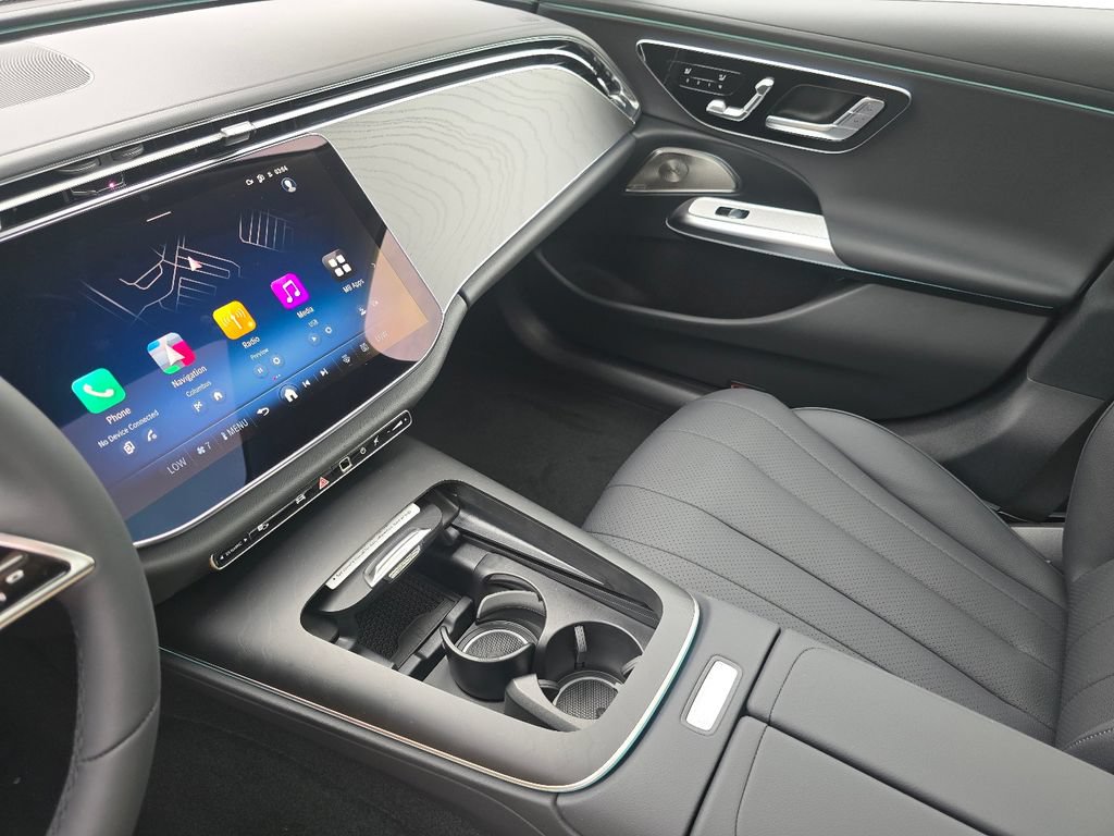 New 2027 Mercedes-Benz E 350 4MATIC Sedan image 31