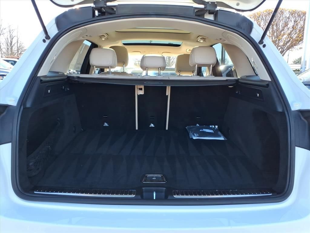 Used 2017 Mercedes-Benz GLC 300 4MATIC image 20