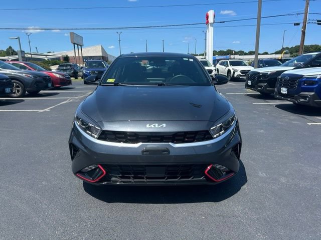 Used 2023 Kia Forte GT-Line w/ GT-Line Premium Package FWD image 2