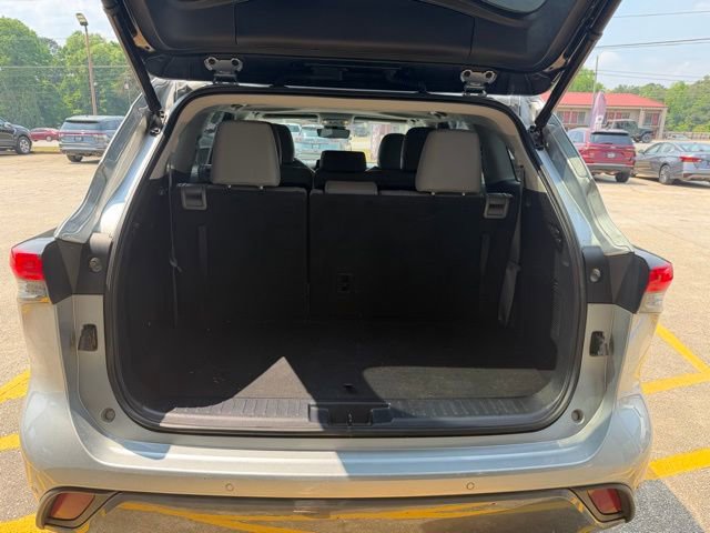 Used 2020 Toyota Highlander Limited image 14