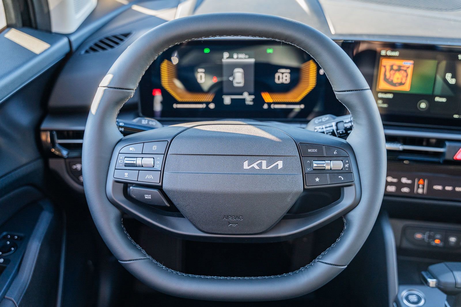 New 2026 Kia Sportage EX image 18