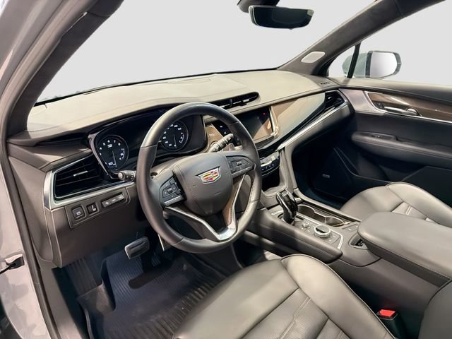Used 2024 Cadillac XT6 Sport w/ Platinum Package image 9