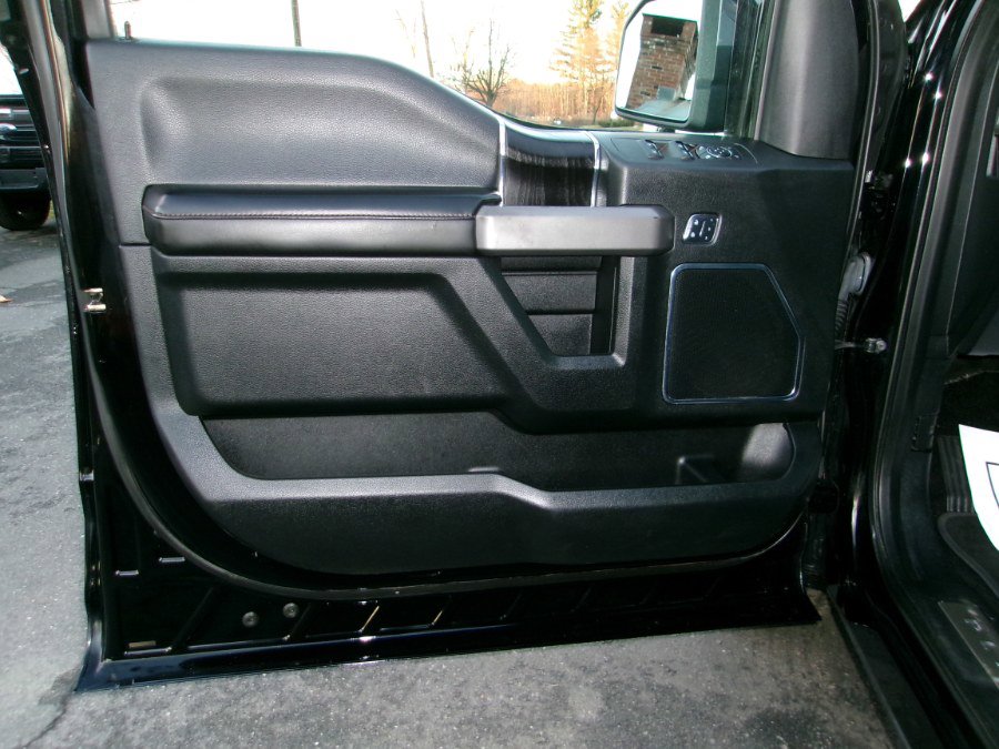 Used 2018 Ford F150 Platinum w/ Equipment Group 701A Luxury image 31