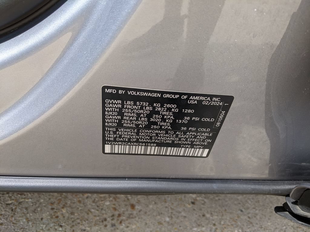 Certified 2024 Volkswagen Atlas SE FWD image 30