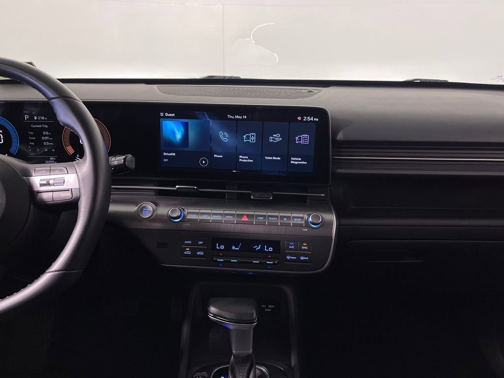 Certified 2025 Hyundai Kona SEL FWD image 16
