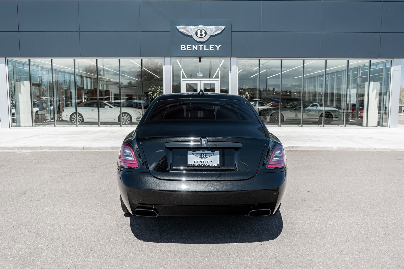 Used 2022 Rolls-Royce Ghost Black Badge image 11