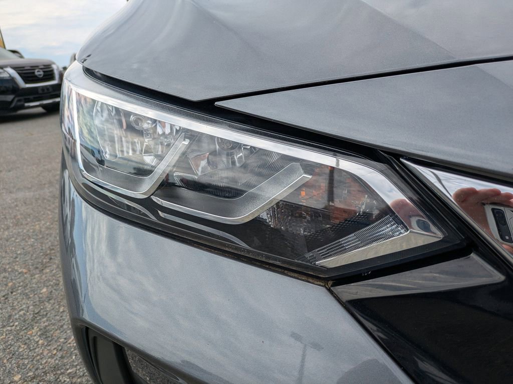 Certified 2022 Nissan Sentra SV image 11