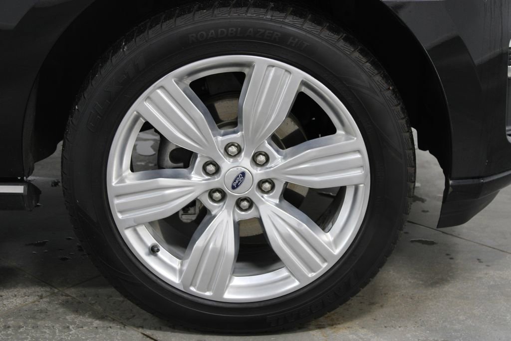 Used 2022 Ford Expedition Max Platinum AWD/4WD image 12