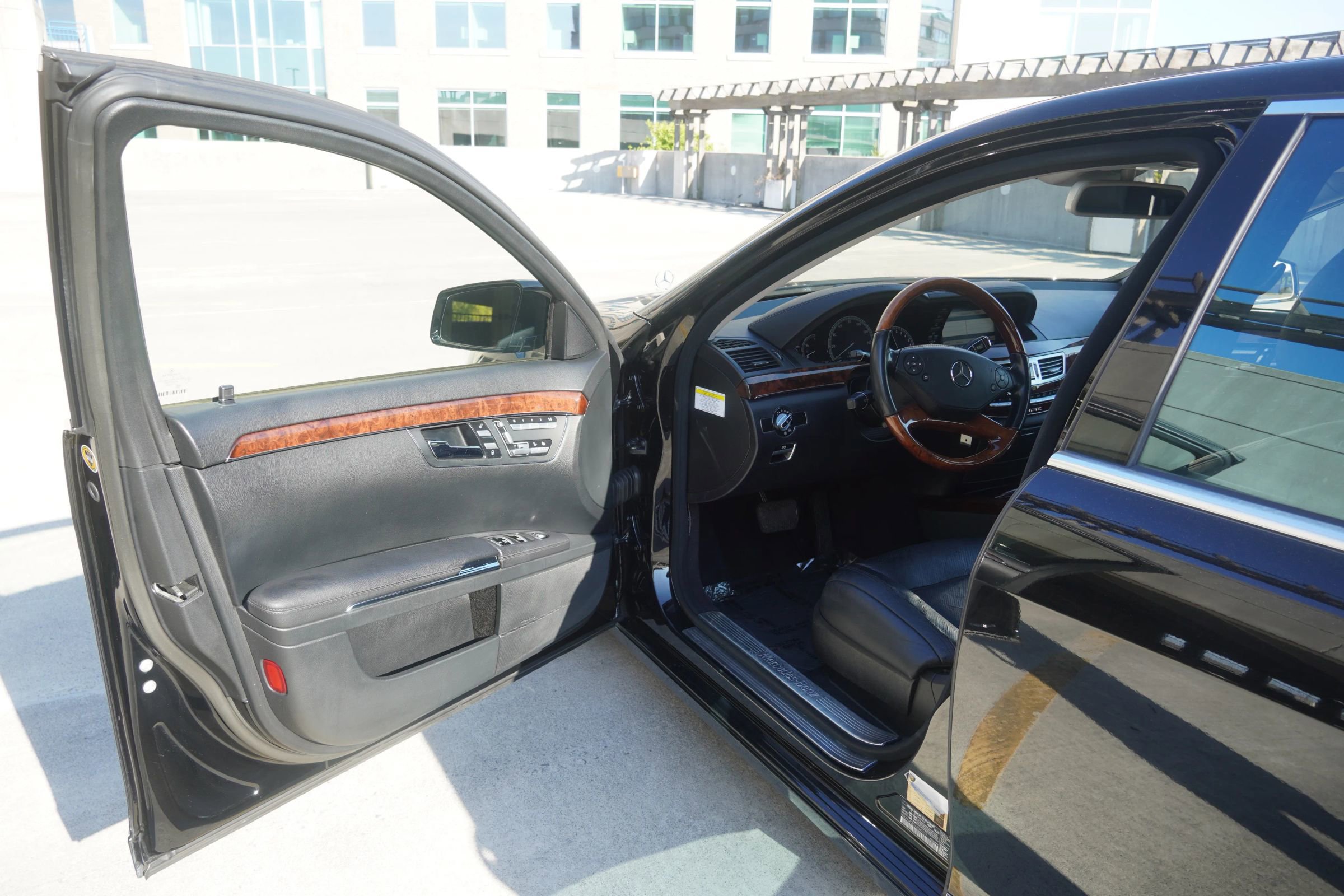 Used 2010 Mercedes-Benz S 550 4MATIC image 39