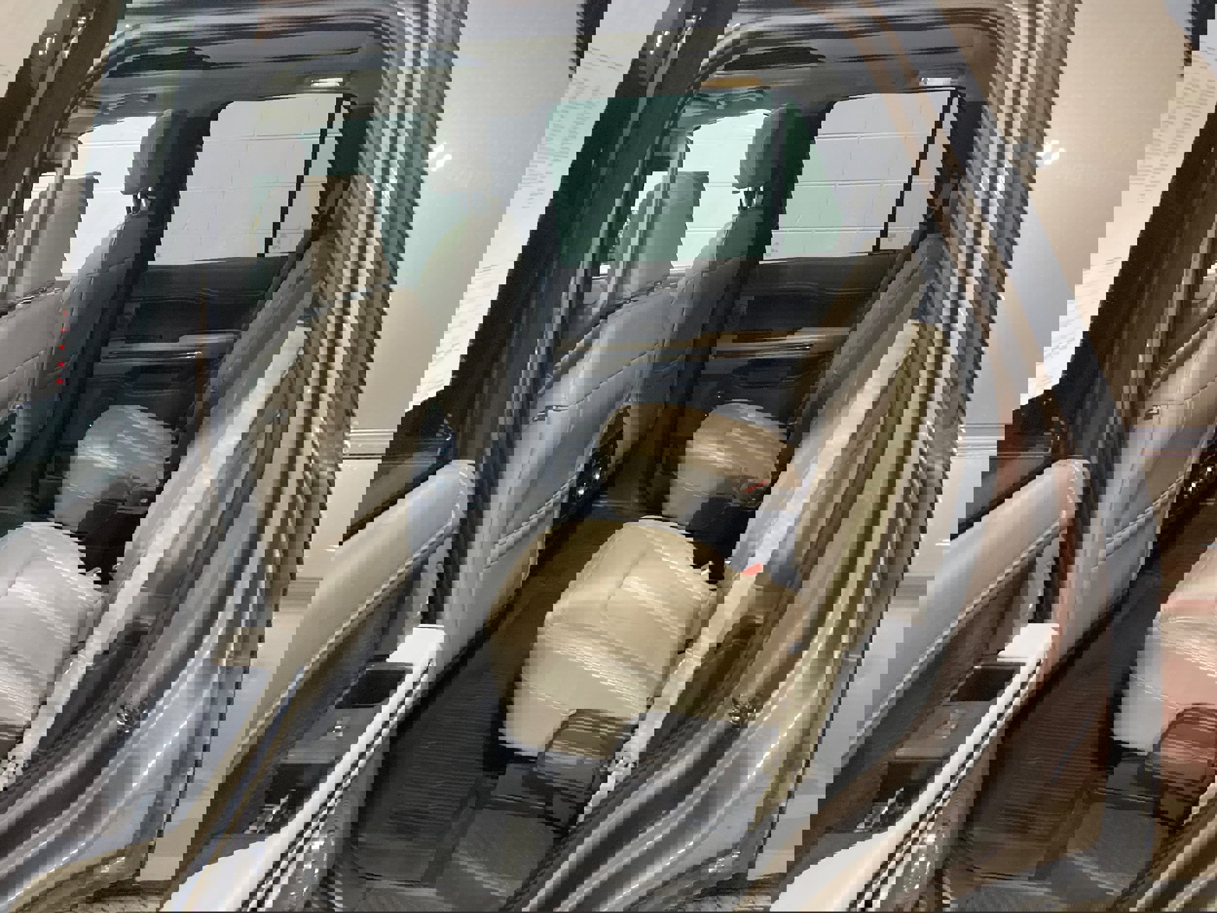 Used 2019 Ford Expedition Limited w/ Equipment Group 301A image 20