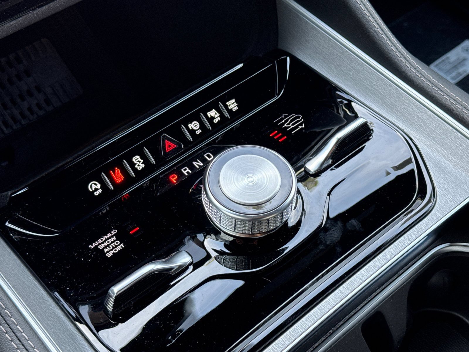 New 2026 Jeep Grand Wagoneer Limited AWD/4WD image 23