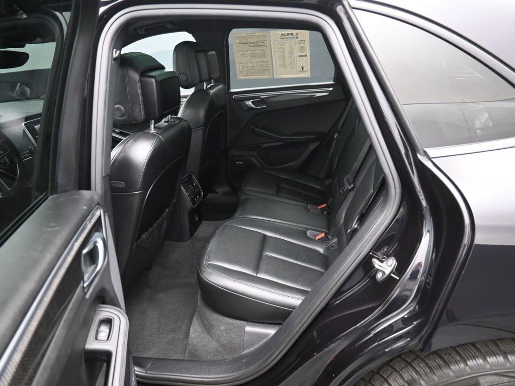 Used 2018 Porsche Macan GTS image 36
