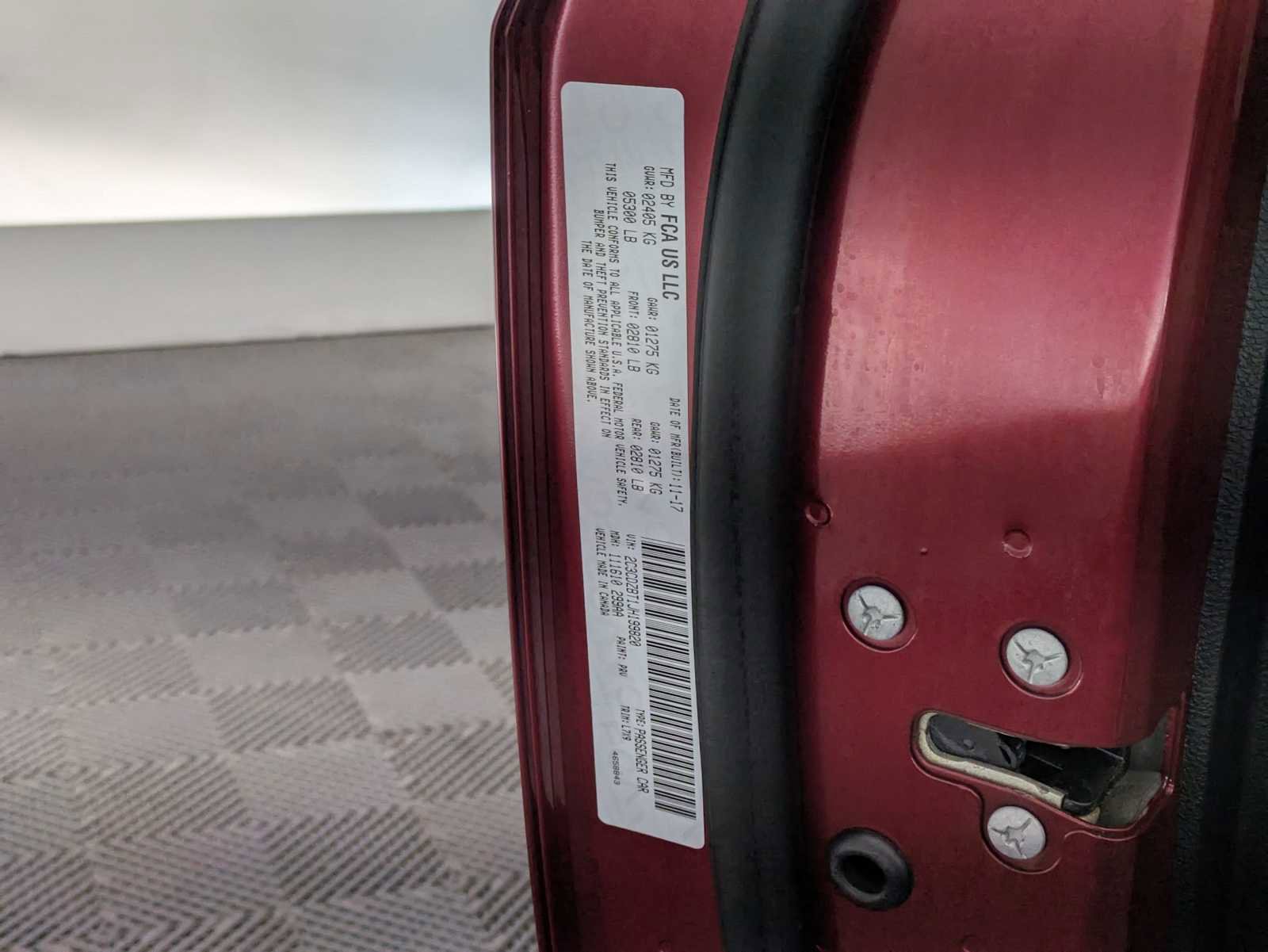 Used 2018 Dodge Challenger R/T image 32