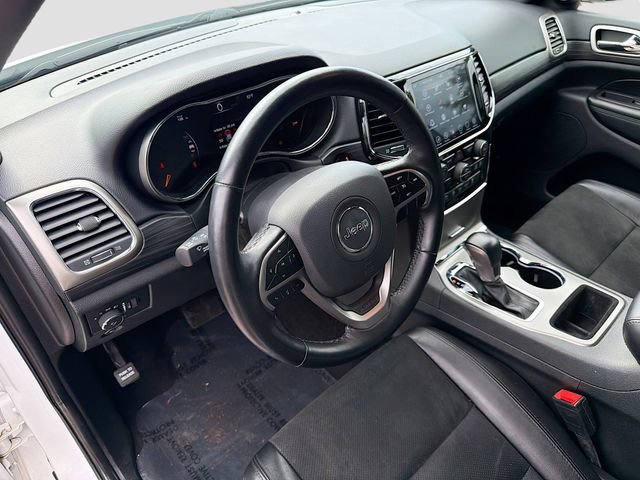 Used 2022 Jeep Grand Cherokee Laredo X AWD/4WD image 26