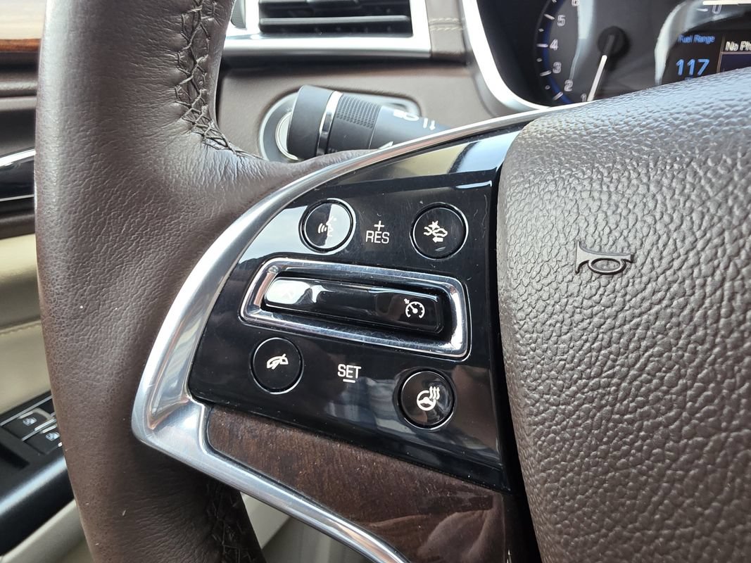 Used 2016 Cadillac SRX Luxury w/ Driver Awareness Package AWD/4WD image 31